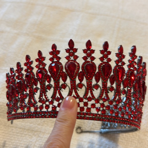 Beautiful ruby inspired tiara. Shiny, glittery, and beautiful. - Picture 3 of 5